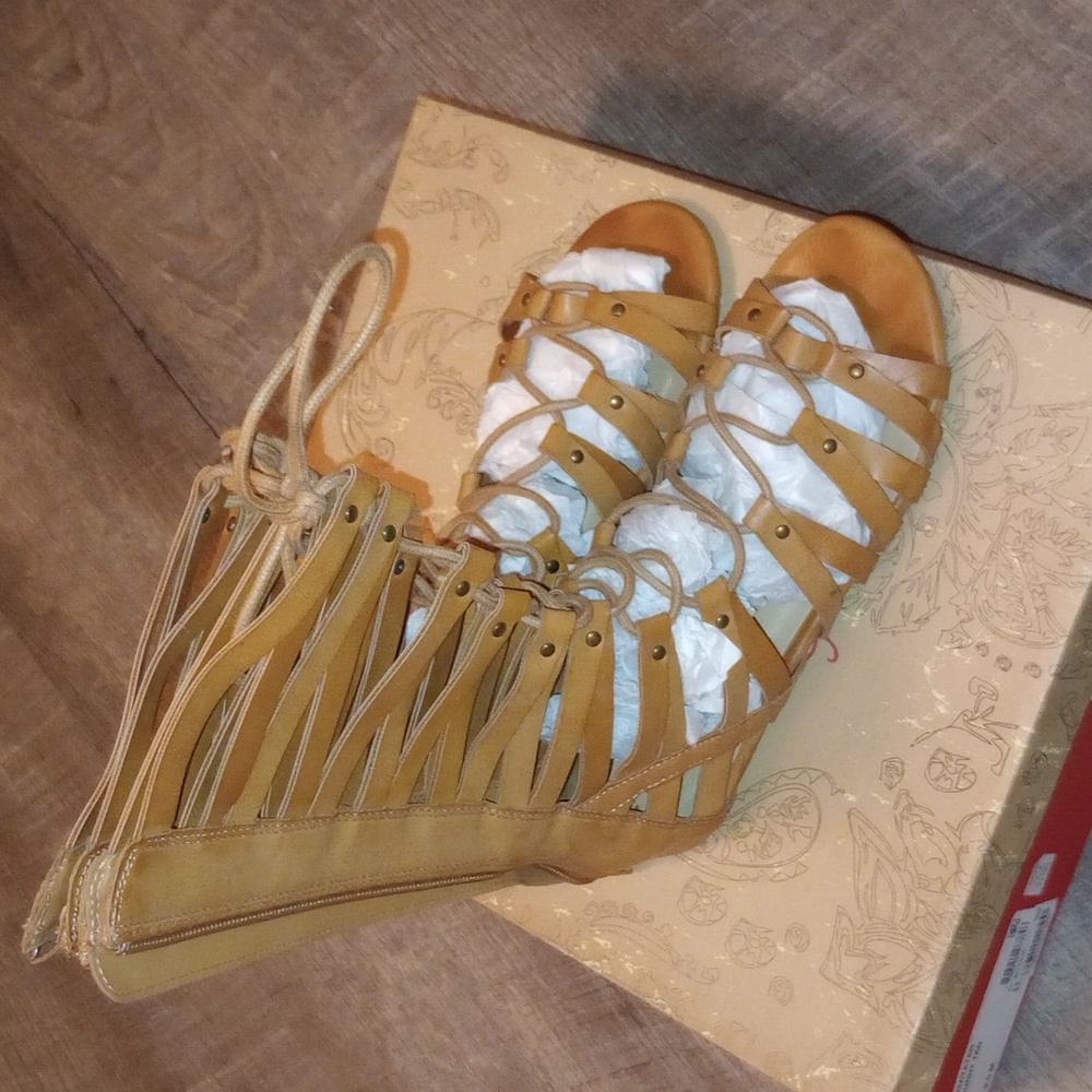 AMERICAN RAG SANDALS - Picture 2 of 12